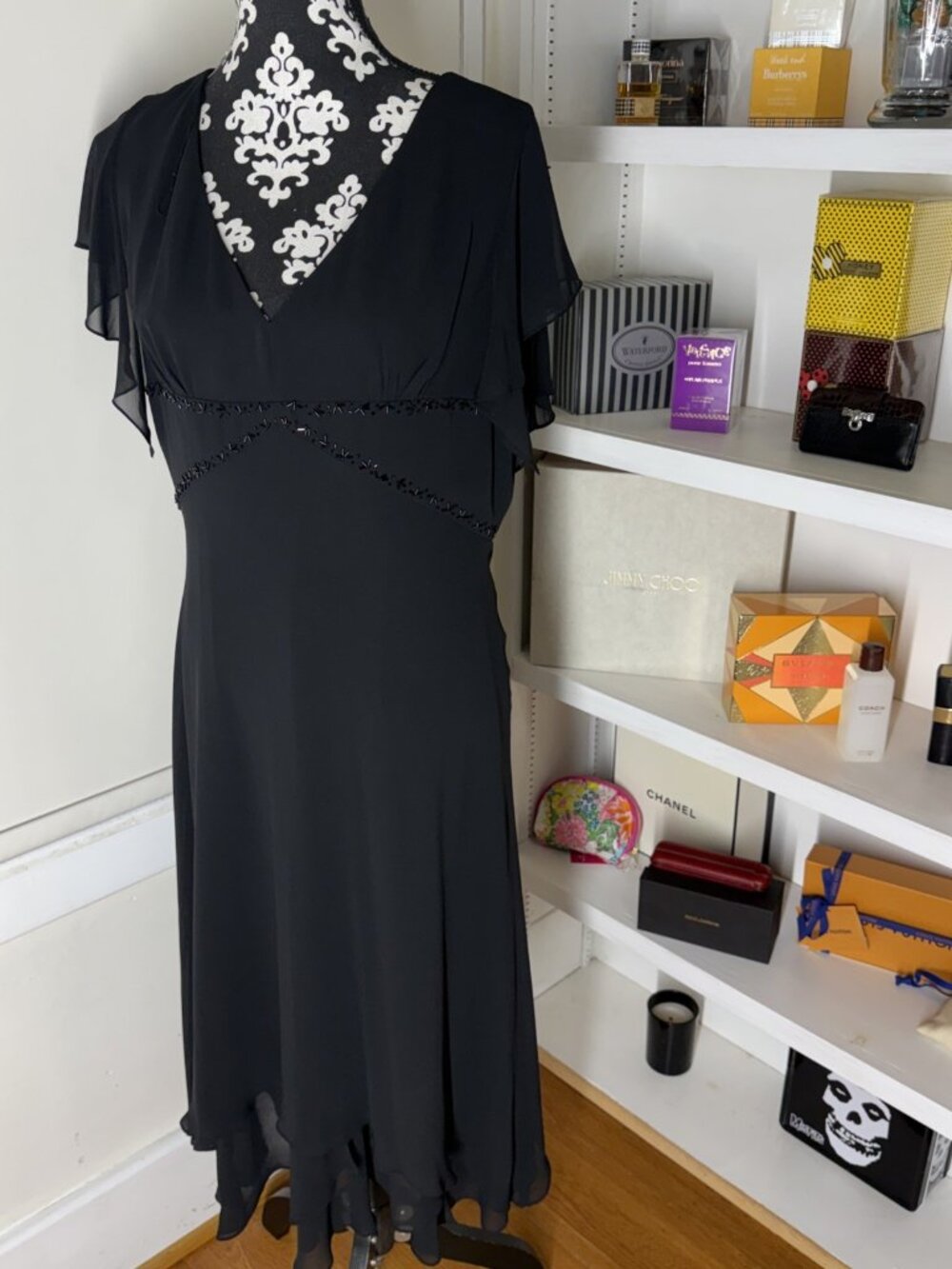 Adrianna Papell Women’s Black A-Line Chiffon flowy Dress Size 14P 47 Inches Long